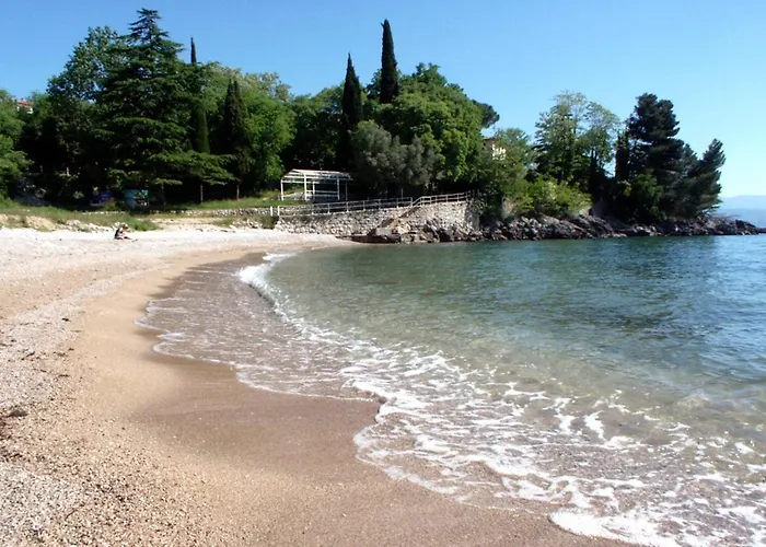 Apartman With A Parking Space Lovran, Opatija - 7782 Lovran