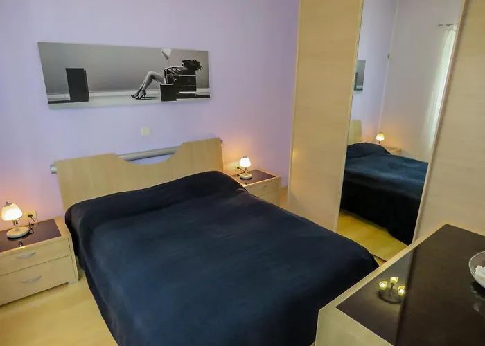 Apartman With A Parking Space Lovran, Opatija - 7782 Lovran